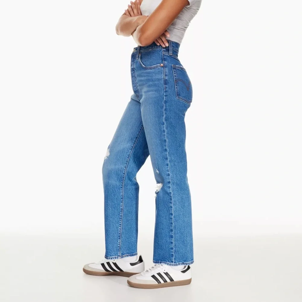 aritzia’s levi’s rib cage straight ankle jean SOLD - Picture 3 of 3